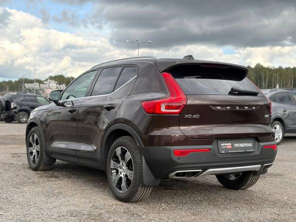Volvo XC40 I с пробегом 2018 года, цена 2 895 000 рублей, 93000 км, внедорожник, Автокод Объявления