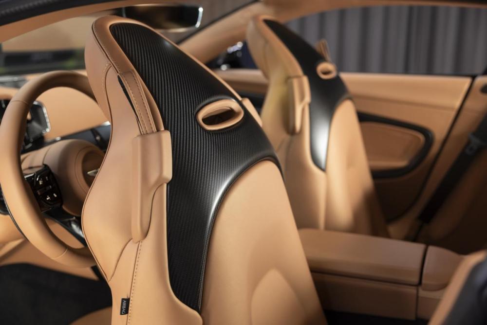 Aston Martin Vanquish III Москва  - изображение 19