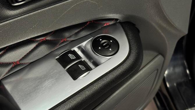 Ford Focus II Рестайлинг с пробегом 2010 года, цена 499 000 рублей, 208946 км, хэтчбек, Автокод Объявления