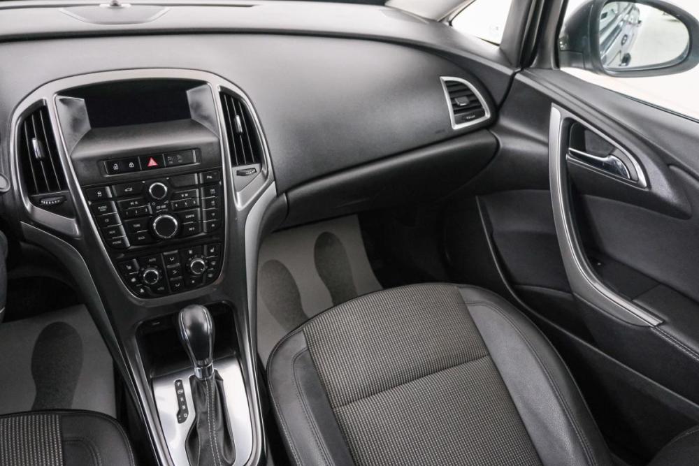 Opel Astra J Рестайлинг Красноярск  - изображение 12