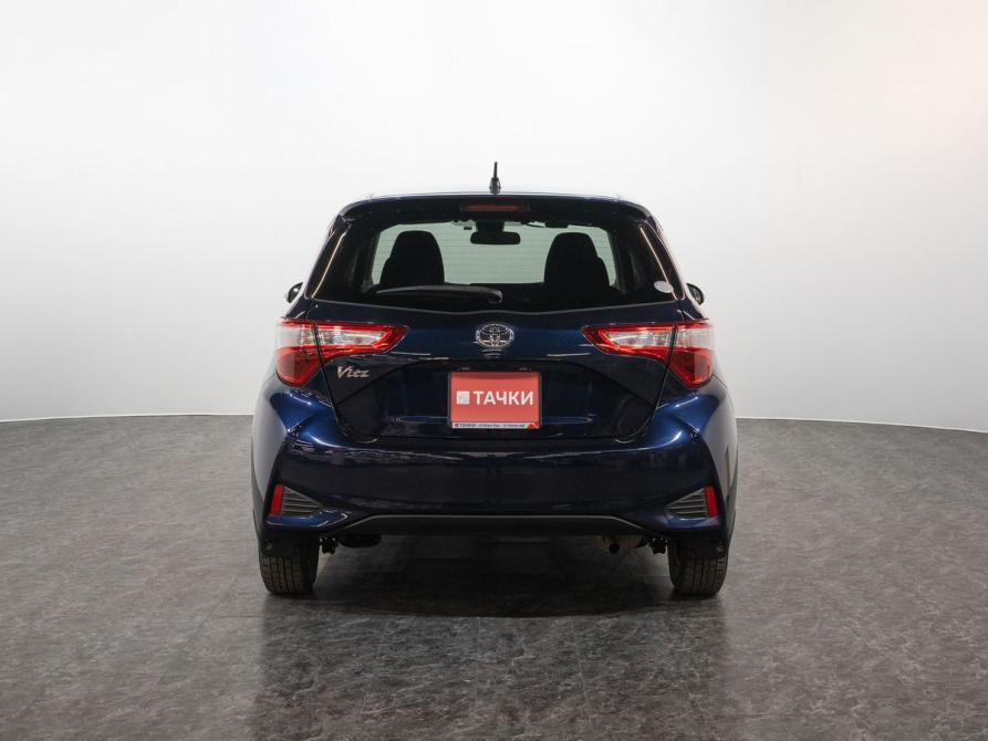 Toyota Vitz III (XP130) Рестайлинг 2 Улан-Удэ  - изображение 4