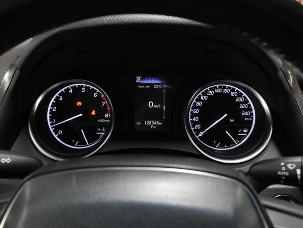 Toyota Camry VIII (XV70) с пробегом 2019 года, цена 2 098 000 рублей, 128324 км, седан, Автокод Объявления