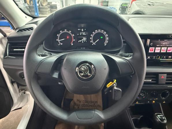 Skoda Rapid II с пробегом 2020 года, цена 1 403 000 рублей, 124335 км, лифтбек, Автокод Объявления