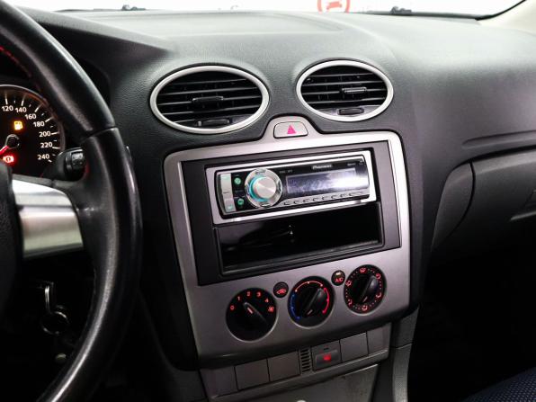 Ford Focus II Рестайлинг с пробегом 2008 года, цена 629 000 рублей, 284263 км, седан, Автокод Объявления