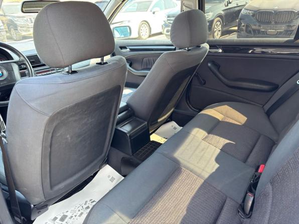 BMW 3 серии IV (E46) Рестайлинг с пробегом 2001 года, цена 760 000 рублей, 299900 км, седан, Автокод Объявления