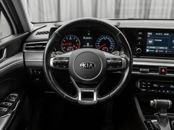 Kia K5 III с пробегом 2020 года, цена 2 640 000 рублей, 95800 км, седан, Автокод Объявления