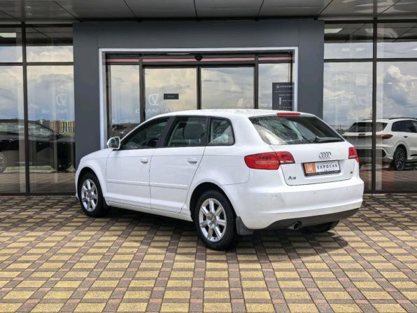 Audi A3 II (8P) Рестайлинг 2 с пробегом 2010 года, цена 835 000 рублей, 193000 км, хэтчбек, Автокод Объявления