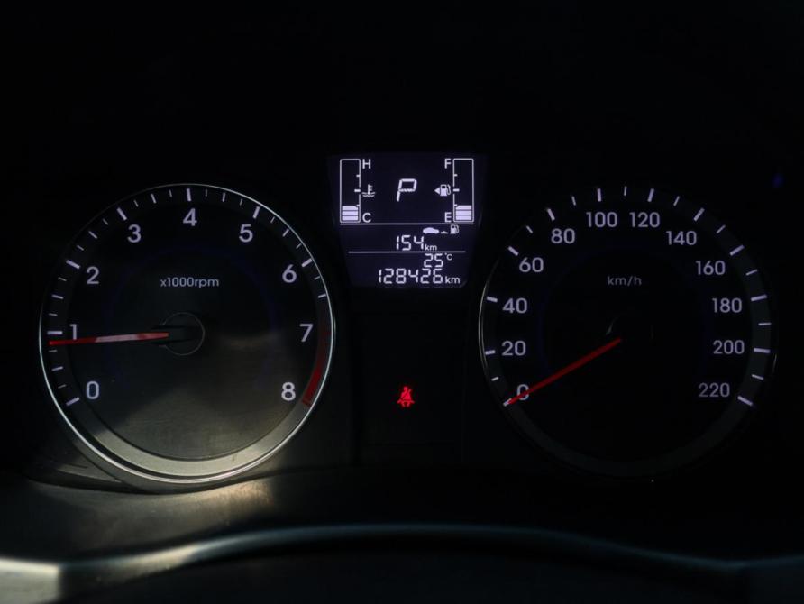 Hyundai Solaris I Рестайлинг Москва  - изображение 19