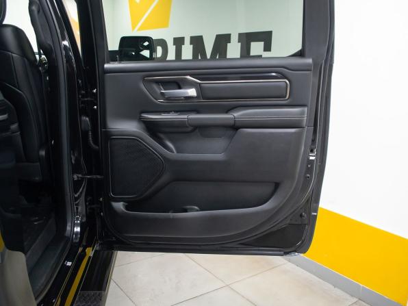 Ram 1500 V с пробегом 2022 года, цена 7 999 000 рублей, 7272 км, offers.body_type.unknown, Автокод Объявления