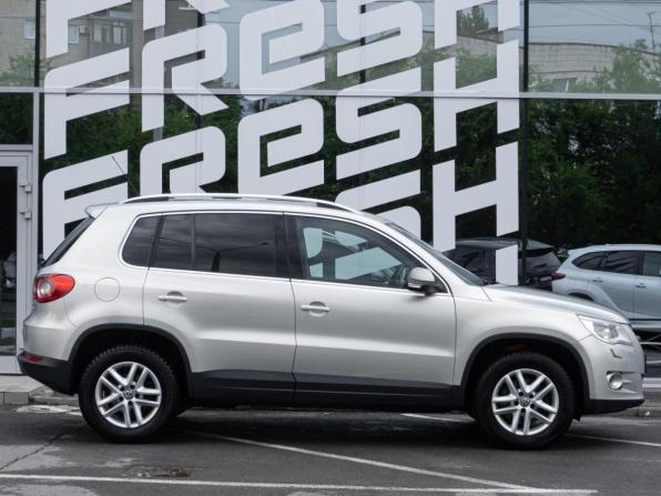 Volkswagen Tiguan I с пробегом 2011 года, цена 1 199 000 рублей, 232160 км, внедорожник, Автокод Объявления