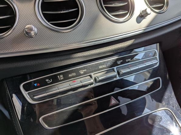 Mercedes-Benz E-Класс V (W213 S213 C238) с пробегом 2018 года, цена 2 990 000 рублей, 87976 км, седан, Автокод Объявления