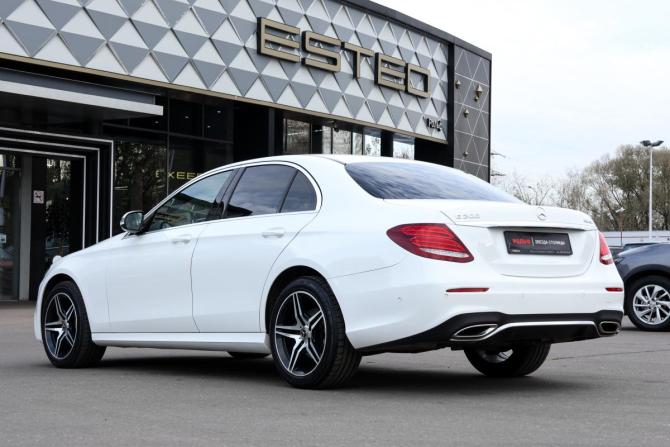 Mercedes-Benz E-Класс V (W213 S213 C238) с пробегом 2019 года, цена 3 598 000 рублей, 105521 км, седан, Автокод Объявления