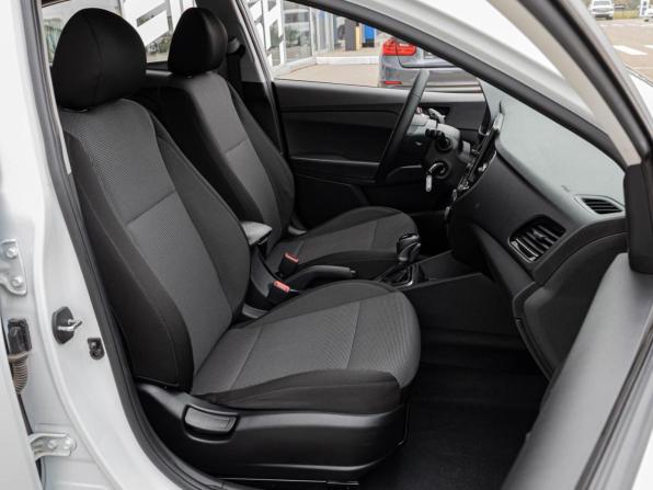 Hyundai Solaris II Рестайлинг с пробегом 2021 года, цена 1 699 999 рублей, 63553 км, седан, Автокод Объявления