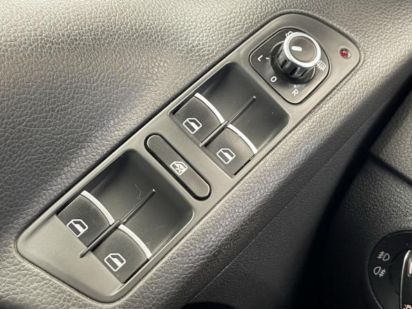 Volkswagen Tiguan I Рестайлинг с пробегом 2011 года, цена 1 397 000 рублей, 165401 км, внедорожник, Автокод Объявления
