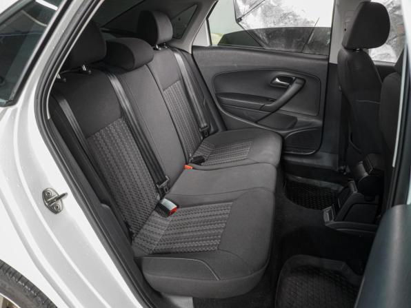Volkswagen Polo V Рестайлинг с пробегом 2016 года, цена 899 000 рублей, 96224 км, седан, Автокод Объявления