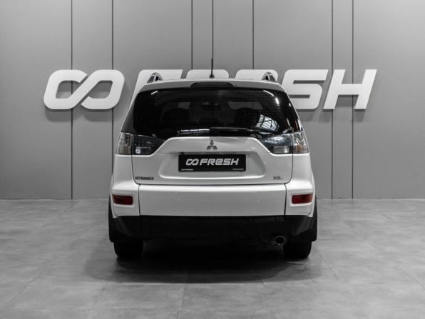 Mitsubishi Outlander II Рестайлинг с пробегом 2012 года, цена 1 279 000 рублей, 177454 км, внедорожник, Автокод Объявления
