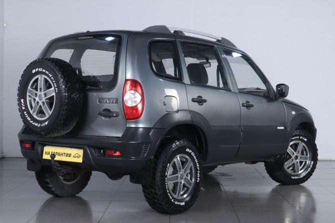 Chevrolet Niva I Рестайлинг с пробегом 2013 года, цена 549 000 рублей, 461359 км, внедорожник, Автокод Объявления