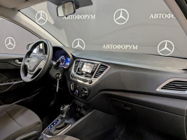Hyundai Solaris II Рестайлинг с пробегом 2022 года, цена 1 650 000 рублей, 51658 км, седан, Автокод Объявления