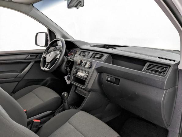 Volkswagen Caddy IV с пробегом 2019 года, цена 1 680 000 рублей, 94944 км, компактвэн, Автокод Объявления