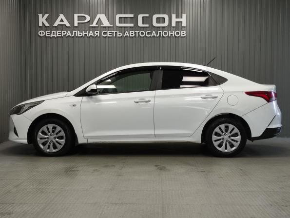 Hyundai Solaris II Рестайлинг с пробегом 2020 года, цена 940 000 рублей, 111000 км, седан, Автокод Объявления