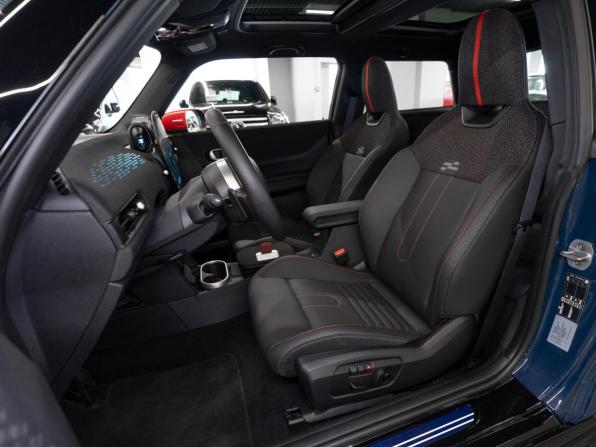 Mini Hatch IV (F65/F66/J01) с пробегом 2025 года, цена 6 850 000 рублей, 97 км, хэтчбек, Автокод Объявления