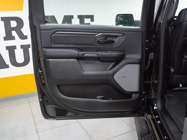 Ram 1500 V Рестайлинг с пробегом 2026 года, цена 10 499 000 рублей, 43 км, offers.body_type.unknown, Автокод Объявления