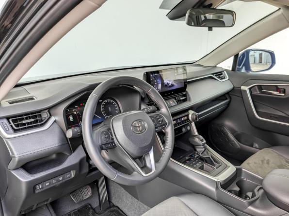 Toyota RAV4 V (XA50) с пробегом 2024 года, цена 4 000 000 рублей, 24747 км, внедорожник, Автокод Объявления