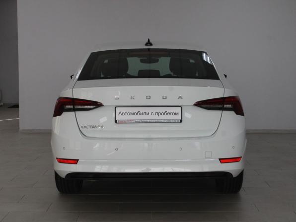 Skoda Octavia IV (A8) с пробегом 2021 года, цена 2 589 900 рублей, 79685 км, лифтбек, Автокод Объявления