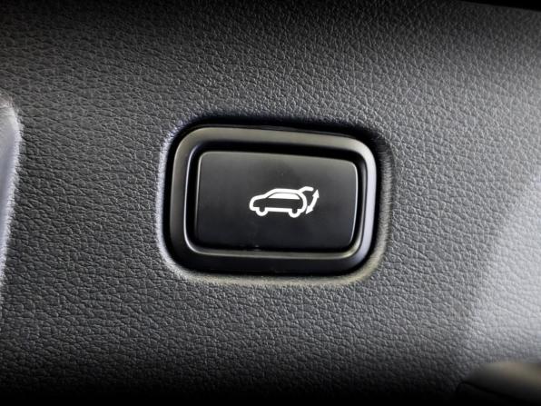 Kia Sportage V с пробегом 2023 года, цена 3 750 000 рублей, 66063 км, внедорожник, Автокод Объявления