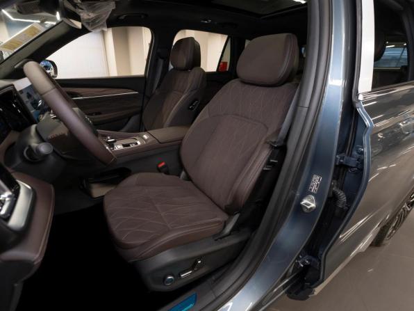 Geely Monjaro I Рестайлинг 2 с пробегом 2025 года, цена 4 200 000 рублей, 22 км, внедорожник, Автокод Объявления