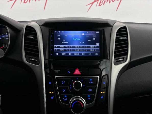 Hyundai i30 II Рестайлинг с пробегом 2016 года, цена 949 000 рублей, 221611 км, хэтчбек, Автокод Объявления