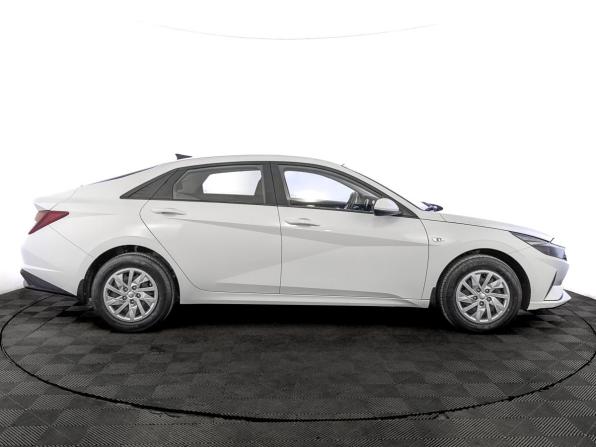 Hyundai Elantra VII (CN7) с пробегом 2022 года, цена 2 190 000 рублей, 29216 км, седан, Автокод Объявления