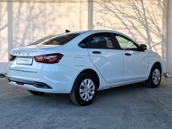 Lada (ВАЗ) Vesta I Рестайлинг (NG) с пробегом 2024 года, цена 1 345 000 рублей, 23047 км, седан, Автокод Объявления