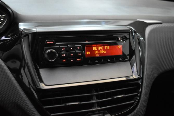 Peugeot 2008 I с пробегом 2014 года, цена 820 000 рублей, 153640 км, внедорожник, Автокод Объявления