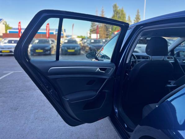 Volkswagen Golf VII с пробегом 2013 года, цена 980 000 рублей, 220853 км, хэтчбек, Автокод Объявления