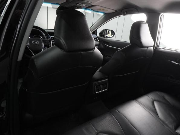 Toyota Camry VIII (XV70) с пробегом 2019 года, цена 2 915 000 рублей, 210333 км, седан, Автокод Объявления