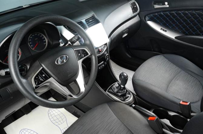 Hyundai Solaris I Рестайлинг с пробегом 2016 года, цена 1 019 000 рублей, 178000 км, седан, Автокод Объявления