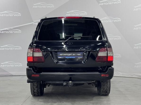 Toyota Land Cruiser 100 Series Рестайлинг 2 с пробегом 2006 года, цена 2 230 000 рублей, 390561 км, внедорожник, Автокод Объявления