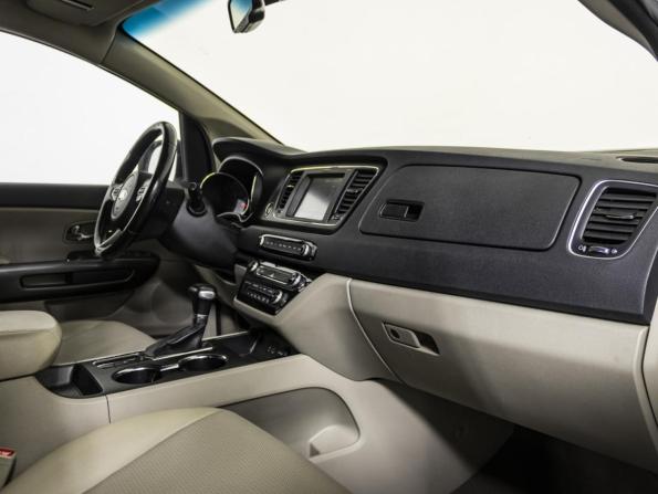 Kia Carnival III с пробегом 2018 года, цена 2 598 000 рублей, 114097 км, минивэн, Автокод Объявления
