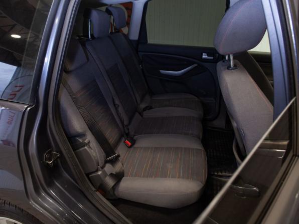 Ford C-MAX I Рестайлинг с пробегом 2007 года, цена 635 000 рублей, 245016 км, компактвэн, Автокод Объявления