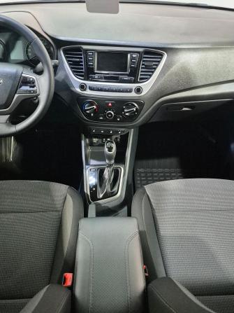 Hyundai Solaris II с пробегом 2018 года, цена 1 275 000 рублей, 160000 км, седан, Автокод Объявления