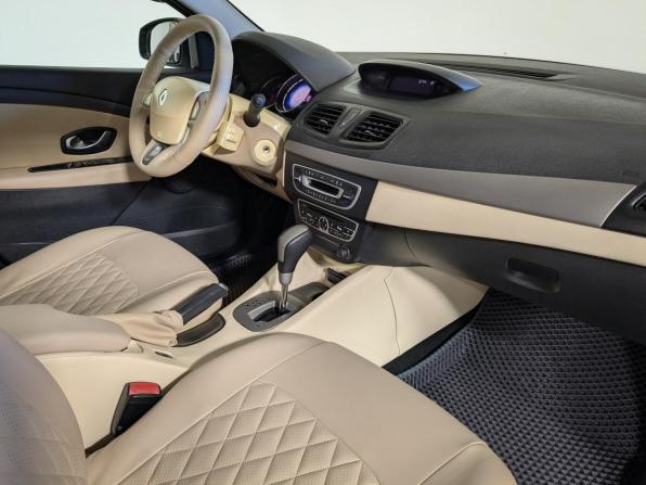 Renault Fluence I с пробегом 2011 года, цена 679 900 рублей, 235000 км, седан, Автокод Объявления