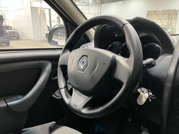 Renault Duster I Рестайлинг с пробегом 2018 года, цена 990 000 рублей, 118222 км, внедорожник, Автокод Объявления