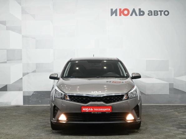 Kia Rio IV Рестайлинг с пробегом 2022 года, цена 1 850 000 рублей, 51727 км, седан, Автокод Объявления