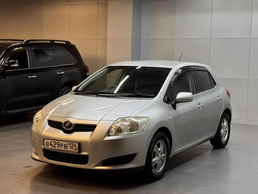 Toyota Auris I Красноярск  - изображение 1