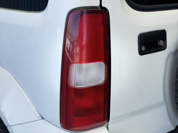 Suzuki Jimny III Рестайлинг 1 с пробегом 2008 года, цена 827 000 рублей, 191348 км, внедорожник, Автокод Объявления