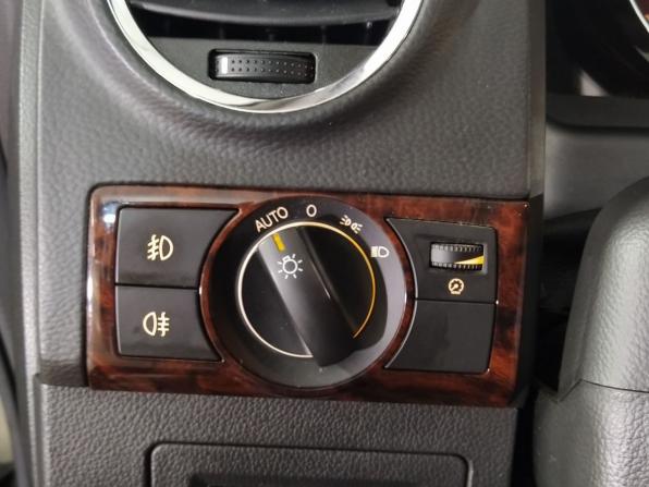 Opel Antara I Рестайлинг с пробегом 2013 года, цена 999 000 рублей, 205679 км, внедорожник, Автокод Объявления