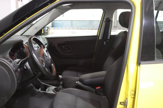 Skoda Fabia II Рестайлинг с пробегом 2010 года, цена 625 000 рублей, 141000 км, хэтчбек, Автокод Объявления