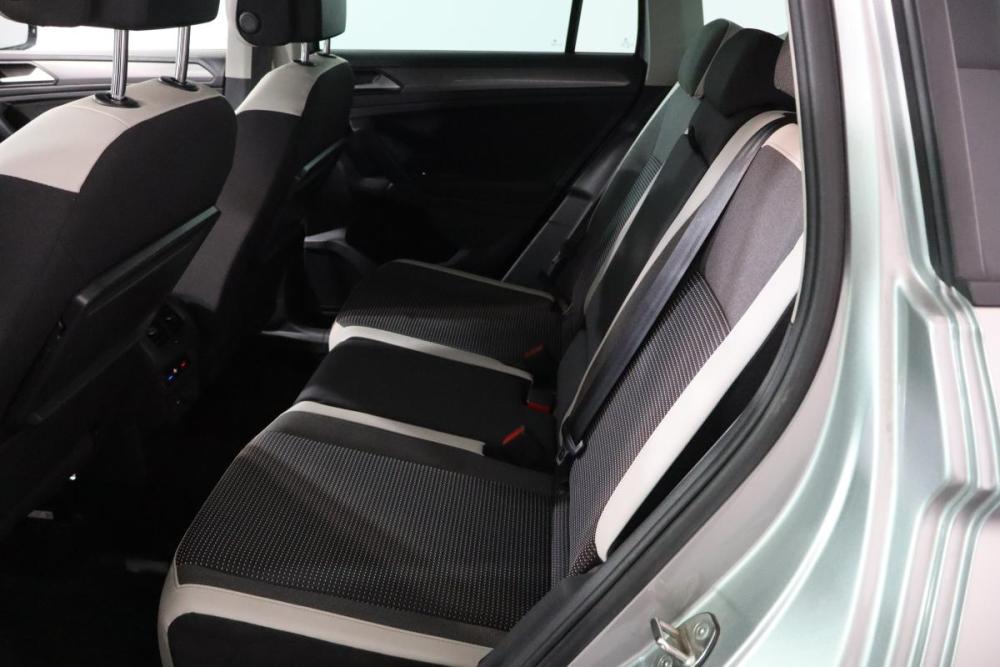 Volkswagen Tiguan II Санкт-Петербург  - изображение 14