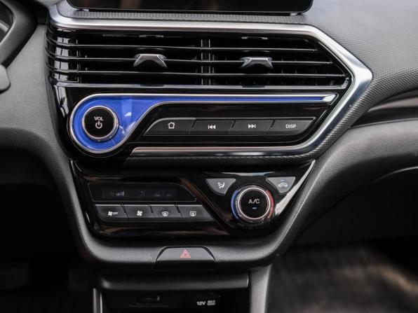 Changan Alsvin с пробегом 2023 года, цена 1 029 000 рублей, 33596 км, седан, Автокод Объявления
